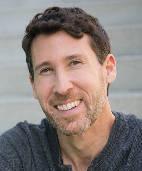 Headshot of Dan Riskin