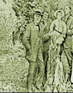 Dr. Frederick McKay (right) and Dr. Green Vardiman Black (l)