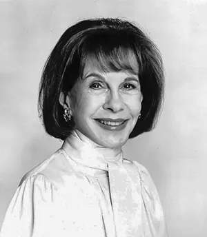 Geraldine Dietz Fox headshot